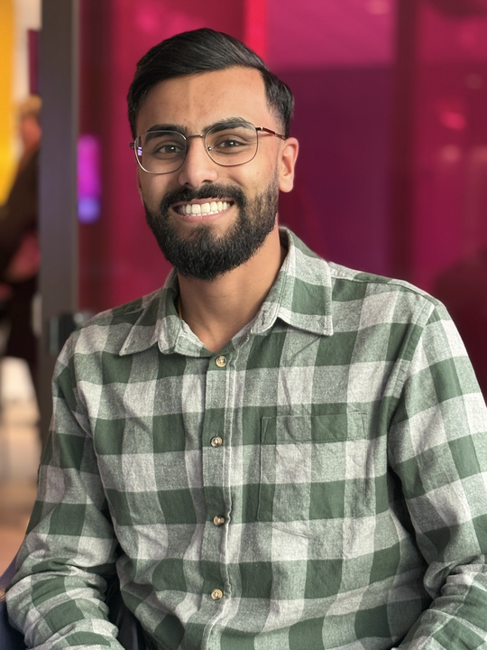 Home Apishan Kumaran